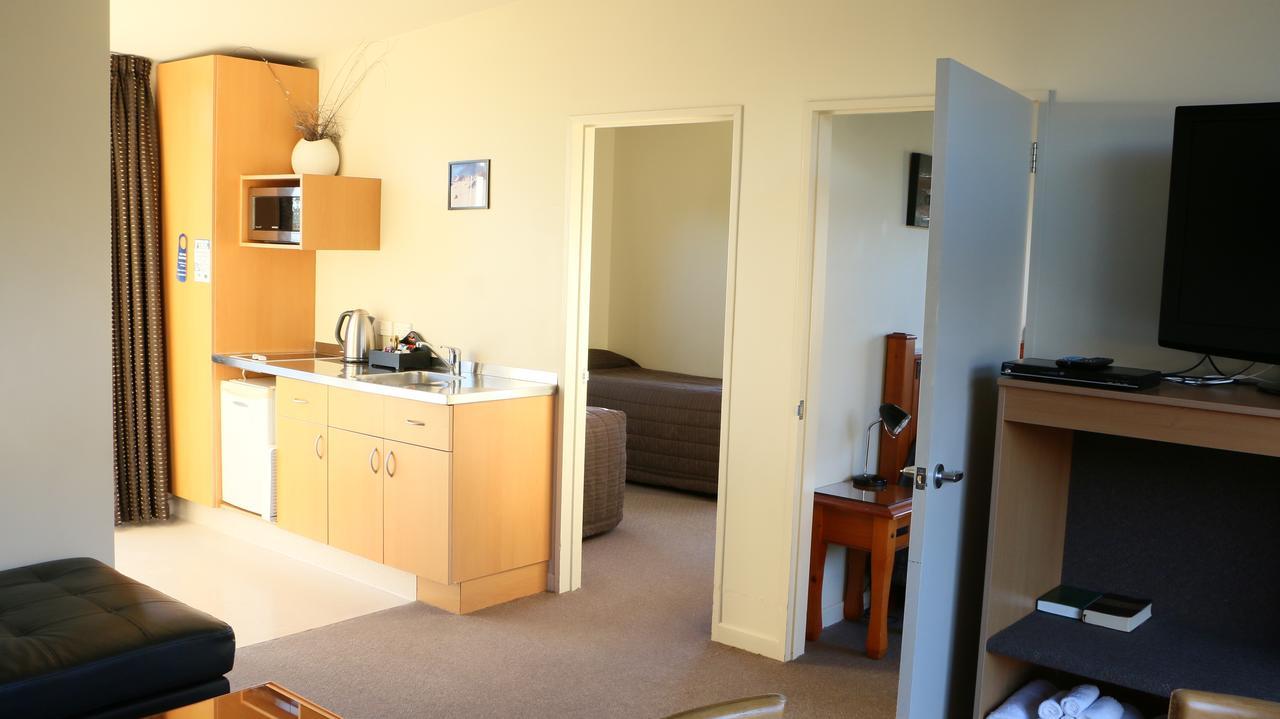 Sunset Motel Глетчер Фокс Екстериор снимка
